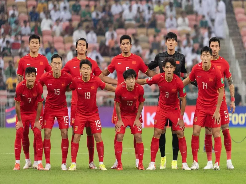 半场-U16中国男足1-1塔吉克斯坦男足U16 袁博涵造点并操刀命中
